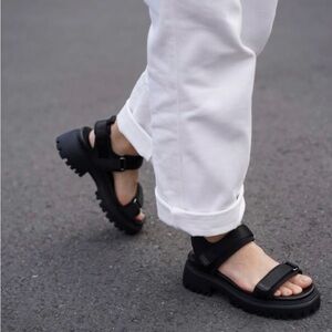 Oversole Black Platform Sandal Size 9